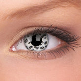 Hullu valkoinen leopardi